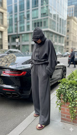 Ensemble Gris Essence  La douceur en mouvement