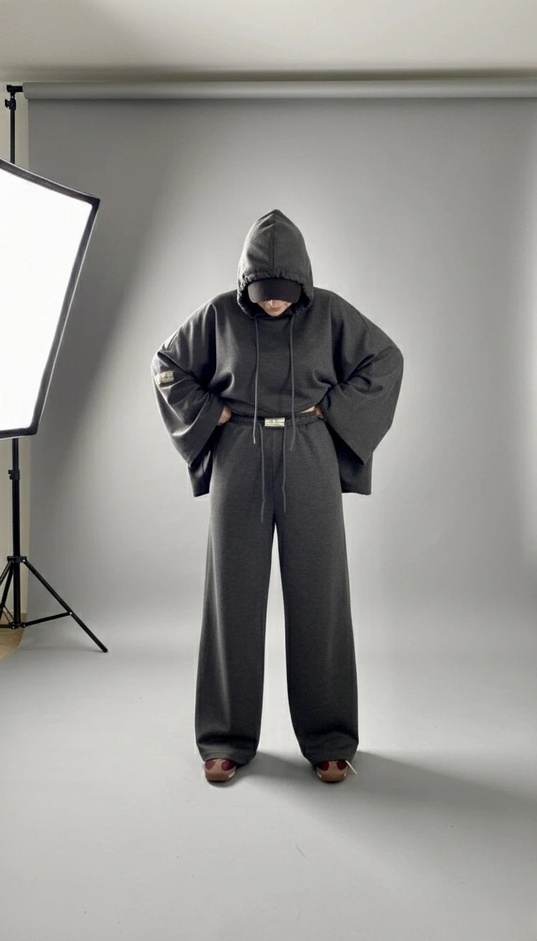 Ensemble Gris Essence  La douceur en mouvement